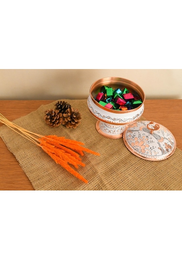 Erzincan El İşlemeli Bakır Ayaklı Şekerlik No:3 Beyaz