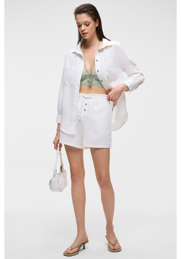 Rea Kadın %100 Pamuk Müslin Kumaş Rahat Kesim Düğmeli Regular Fit Ekru Gömlek