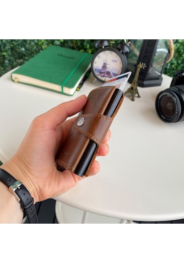 Modica® Lizbon - Hakiki Deri Mekanizmalı Natürel Akıllı Kartlık C