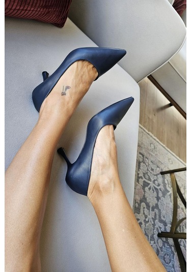 10 1109 Topukla Kadın Kadeh Topuklu 8 Cm Topuklu Stiletto Ayakkabı Lacivert