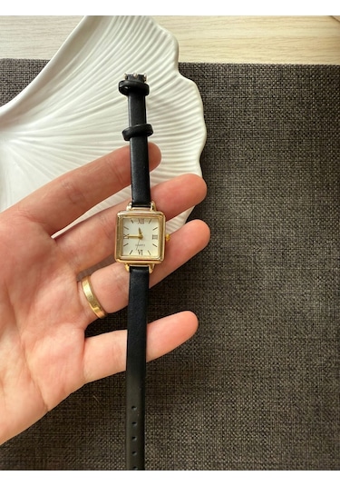 Retro Minimal Vintage Kadın Kol Saati Altın