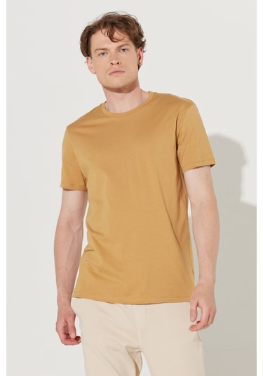 Ac&Co / Altınyıldız Classics Slim Fit Bisiklet Yaka Kısa Kol Pamuklu Erkek Tişört Hardal Ac&Co / Altınyıldız Classics Slim Fit Bisiklet Yaka Kısa Kol Pamuklu Erkek Tişört Hardal