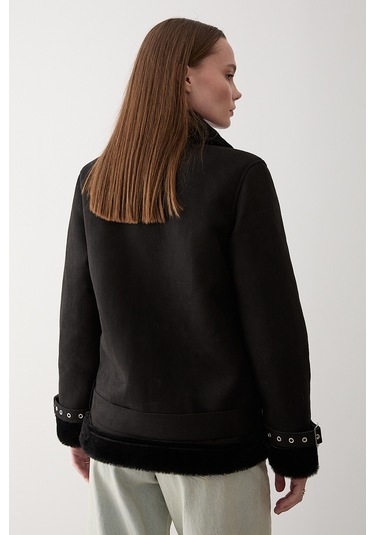 Siyah İçi Kürklü Mont Siyah