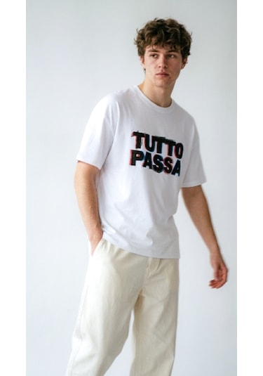 Hoxie Unisex Beyaz 'tutto Passa' Baskılı Oversize Tişört