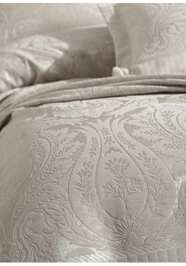 Dantela Hazel Şönilli Jakarlı Yatak Örtüsü - Bej Bej