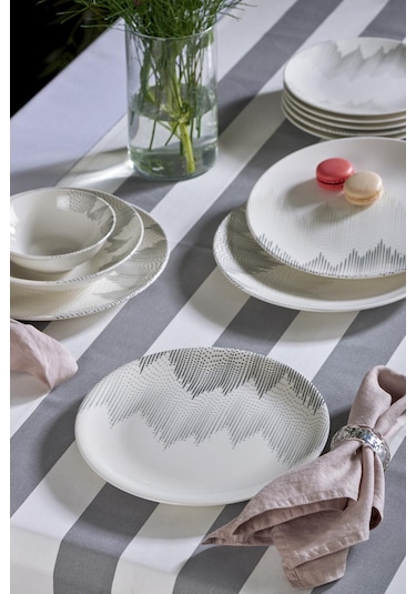 NEVA N3125 TEKNO 24 PARÇA DESENLİ PORSELEN YEMEK TAKIMI