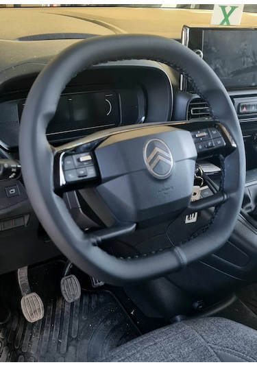 Dikmeli Direksiyon Kılıfı Citreön Uyumlu Berlingo 2024 38 11cm Siyah