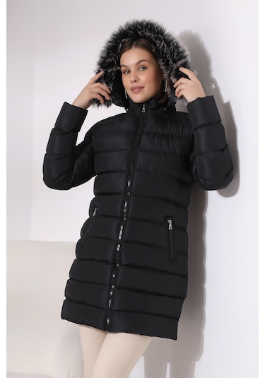 Tals Moda Siyah Renk Kapişonlu Peluşlu Kadın Montu Siyah