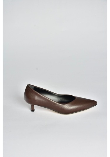 Fox Shoes V404090309 Kahverengi Sivri Burun Alçak Topuklu Kadın Ayakkabı Kahverengi