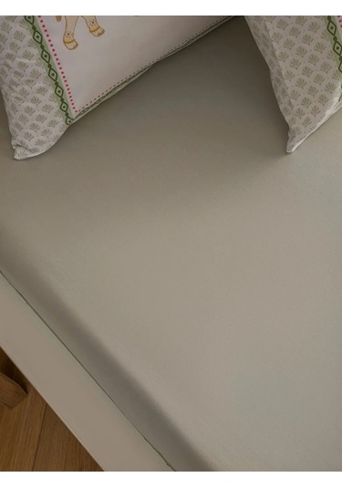 Karışık Baskılı Çift Kişilik Nevresim Takımı 35355078
