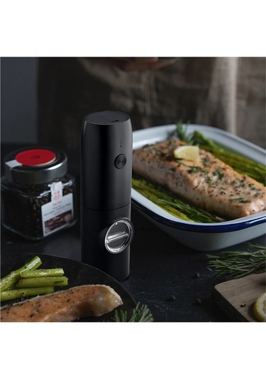 Jialan Taşınabilir Şarj Edilebilir Elektrikli Tuz Biber Değirmeni Siyah