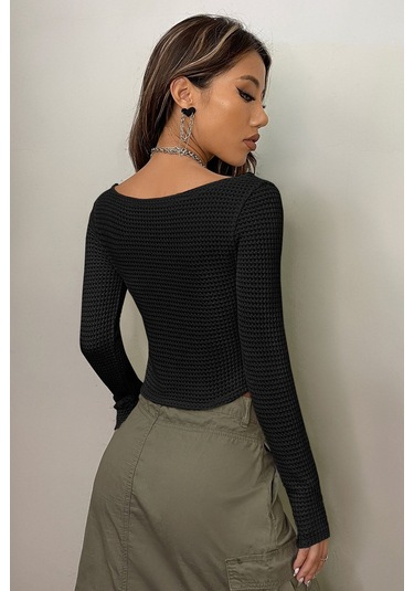 Merry See Kayık Yaka Örme Uzun Kollu Crop Top Bluz Siyah