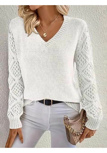 Kadın Uzun Kollu V Yaka Kol Delikli Baklava Desen Detaylı Triko Kazak Beyaz