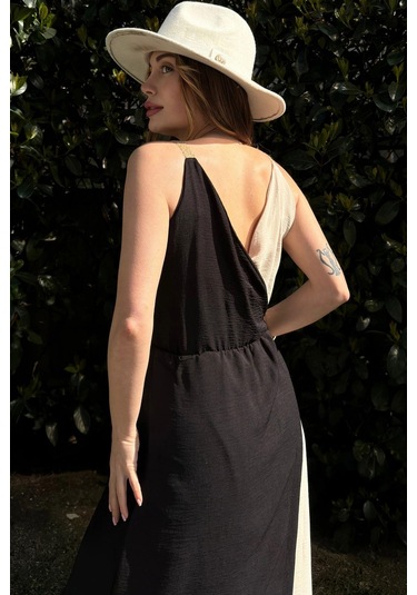 Kadın Siyah & Bej Color Block Kruvaze, Hasır Askı Detaylı, Yırtmaçlı, Uzun Airobin Elbise Siyah Kadın Siyah & Bej Color Block Kruvaze, Hasır Askı Detaylı, Yırtmaçlı, Uzun Airobin Elbise Siyah