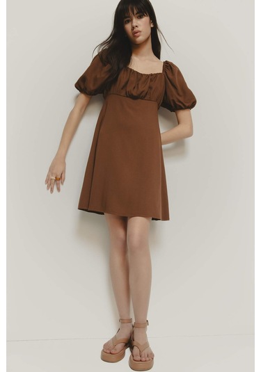 DeFacto Kare Yaka Keten Karışımlı Kısa Kollu Midi Yazlık Elbise E0896AX25SMBN333