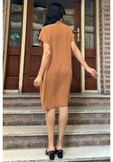 Taba Desenli Polo Yaka Rahat Midi Airobin Elbise Taba