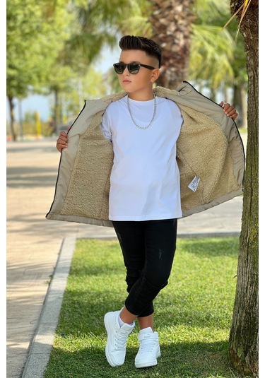 Erkek Çocuk Sabit Kapüşonlu Metal Armalı İçi Kürklü Mont Km3987 Bej