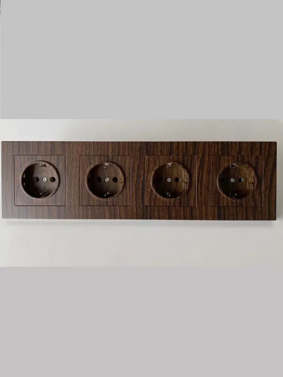 Unıversal Topraklamalı Gömme Dörtlü Priz 190930471 Afina