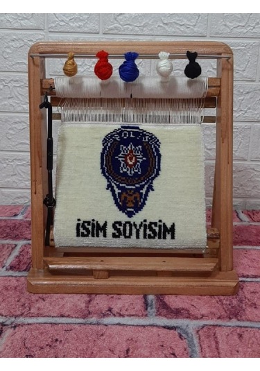 100tel Polis İsim Motifli El Dokuması Hediyelik Minyatür Halı Çok Renkli