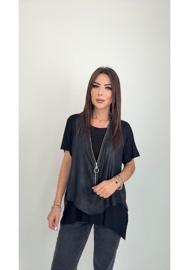 Gülsüm Aydın Kadın Kısa Kollu Yuvarlak Yaka Viskon Bluz + Kolsuz Fermuarlı Çatlak Deri Yelek Siyah