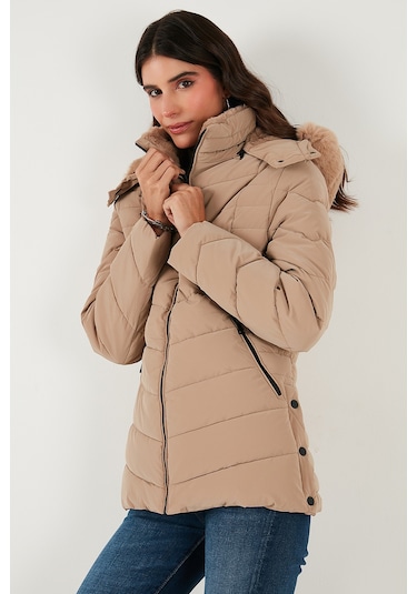 Lela Kapitoneli Slim Fit Çıkarılabilir Kapüşonlu Bayan Mont 497Mara Bej