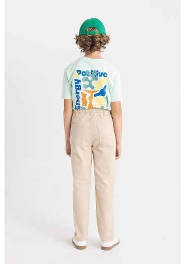 DeFacto Erkek Çocuk Düz Paça Beli Lastikli Cepli Bej Basic Düz Gabardin Okul Pantolonu T8850A624AUBG732