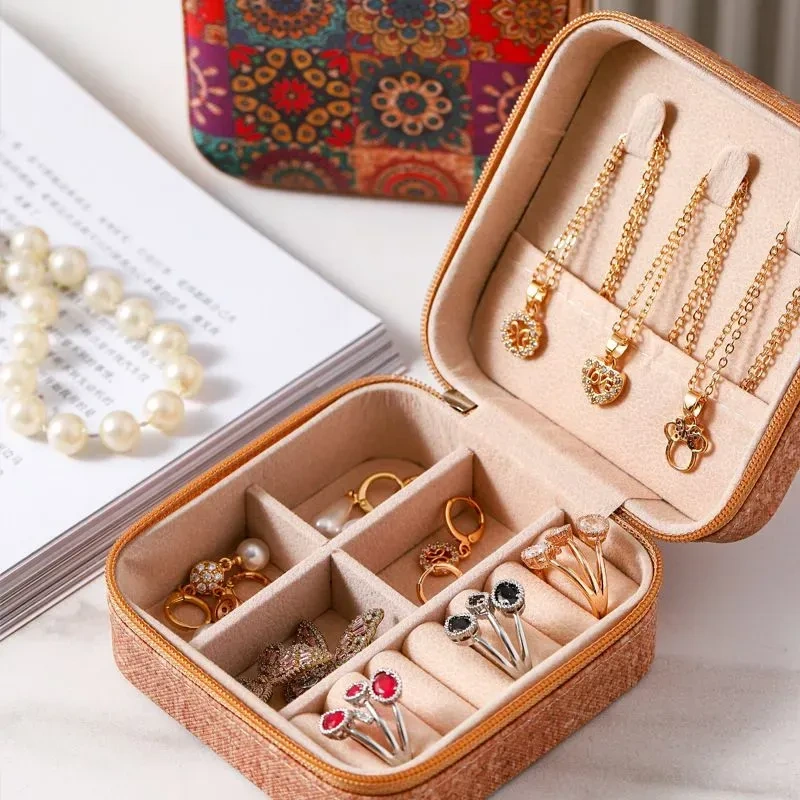 Kosona Jewelry Organizer Kutusu, 1 Adet, 10x10 Cm, Kadın Ve Çocuk İçin, Çin Üretimi, 100g, 3 Renk Seçeneği
