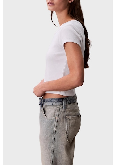 Calvin Klein Bayan T Shirt Lv047c200g Yaa Beyaz BEYAZ Calvin Klein Bayan T Shirt Lv047c200g Yaa Beyaz BEYAZ
