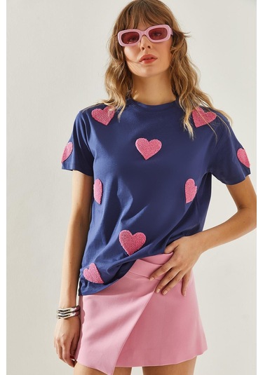 Shade Kadın Süzene Kalp Nakışlı Basic T-shirt 60251208 - Lacivert