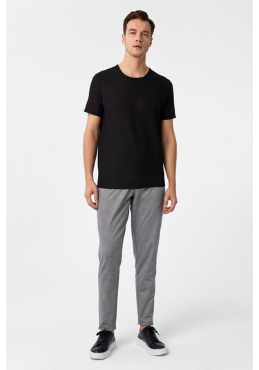 Siyah Slim Fit Armürlü Bisiklet Yaka Tişört-37262 Siyah