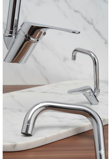 469845 Lavabo Banyo Bataryası Robot Duş Takımı Musluk Armatür Siyah Beyaz Krom Renk Krom