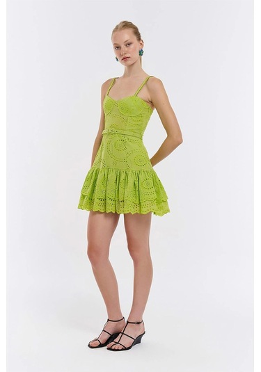 Askılı Dantel Güpür Kabartmalı Fırfırlı Sırtı Esnek Lastikli Mini Neon Fosfor Renk Yazlık Elbise Yeşil