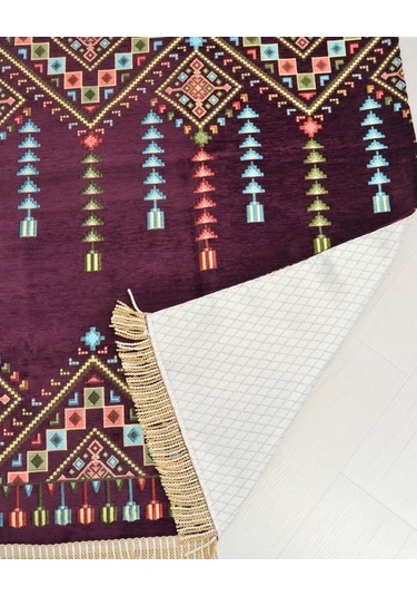 Çeyizlik Hediyelik Seccade Eşarp Tesbih Set Kilim Desenli Kadife Astarlı Seccade, Eşarp, Kristal Tesbih Özel Kutulu Lüks Hediye Seti Mor