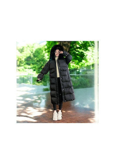 Kürk Detaylı Kapüşonlu Diz Boy Kadın Şişme Mont Siyah