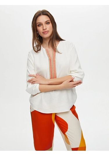 Faik Sönmez Yakası Nakışlı 3/4 Kol Ketenli Kadın Bluz Us25blz020 Ekru