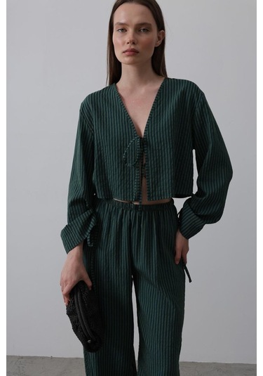 Modasize Önü Bağlamalı Crop Takım - Yeşil Yeşil