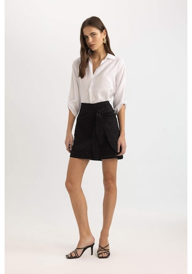 Defacto Normal Bel Astarlı Brode Mini Etek B9946AX24SMBK81 Siyah