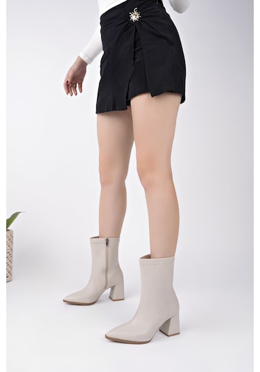 Muggo Codi Sivri Burun Kalın Topuklu Fermuarlı Kadın Bot Ten