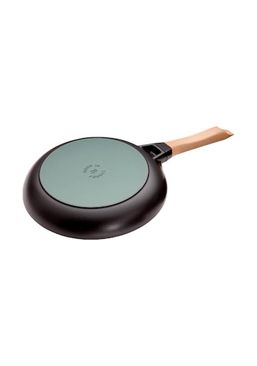 Staub Ahşap Saplı Döküm Kızartma Tavası 28CM