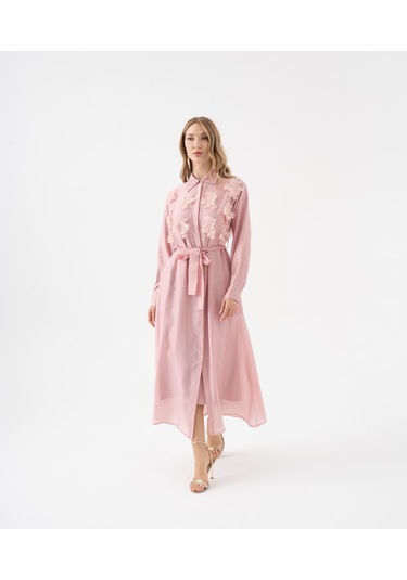 3d Çiçek Aplikeli Kuşaklı Gömlek Elbise Pudra