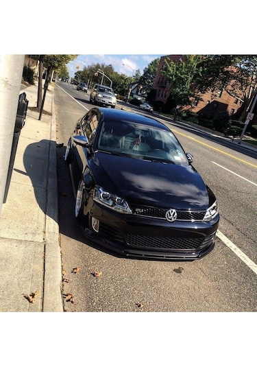 Volkswagen Jetta Uyumlu Esnek Ayarlanabilir 3 Parça Piano Black Ön Lip