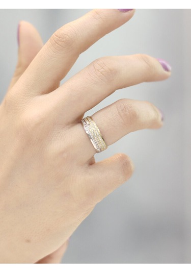 14 Ayar Altın 3 Sıra Taşlı Alyans Yüzük