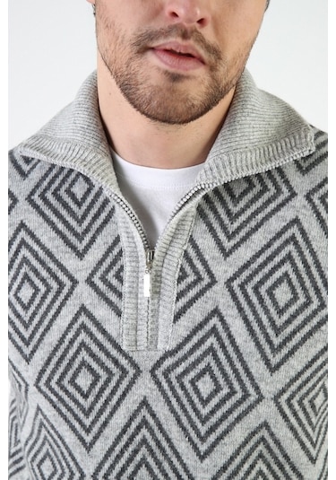 Ferraro A.Gri Kare Desenli Dik Yaka %100 Kuzu Yünü Erkek Kazak Açık Gri (536161019) Açık Gri