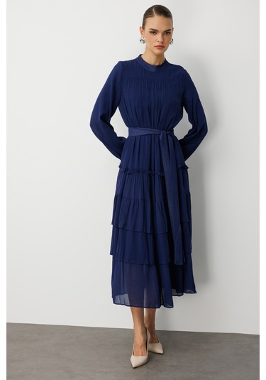 Mizalle Kat Pileli Maksi Lacivert Elbise Lacivert