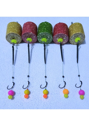 Küspeli Karışık Renkli Kardan Adam Sazan Rig Takım