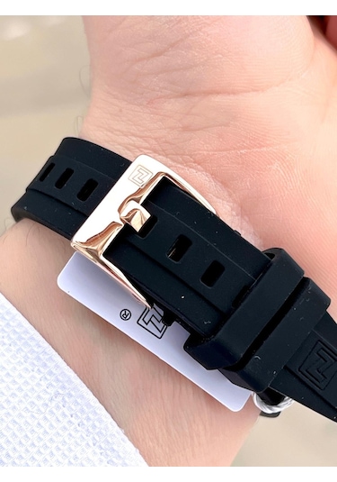 Naviforce Silikon Kordon İç Fonksiyonları Aktif 3 Atm Suya Dayanıklı Erkek Kol Saati E.n8054.rs