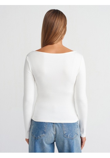 Dilvin 31401 Büzgülü Kayık Yaka Top Ekru