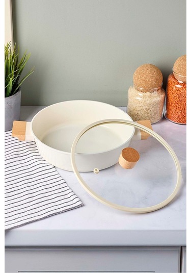 Cookwood Beige İndüksiyon Tabanlı Ahşap Kulplu Kapaklı Seramik Derin Tencere 24 Cm Bej Bej