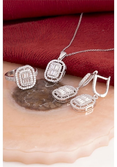 925 Ayar Gümüş Rodyumlu Full Zirkon Süslemeli Baget Oval Bayan Takı Seti -8241 Gümüş