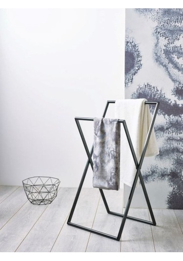 Metal Ayaklı Banyo Havlu Askılık. Siyah